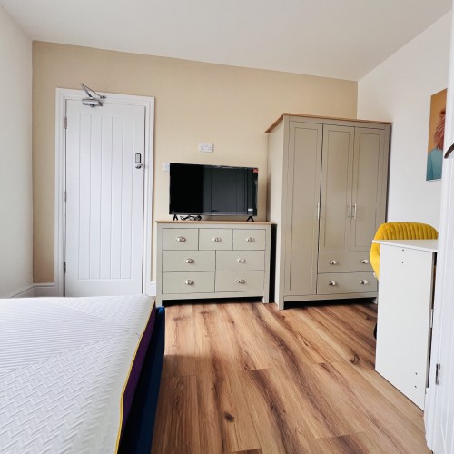 20250729_121445372_iOS