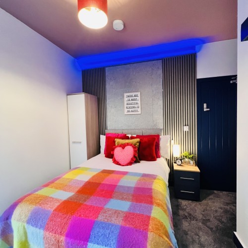 20250903_133942984_iOS