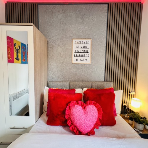 20250903_141037033_iOS