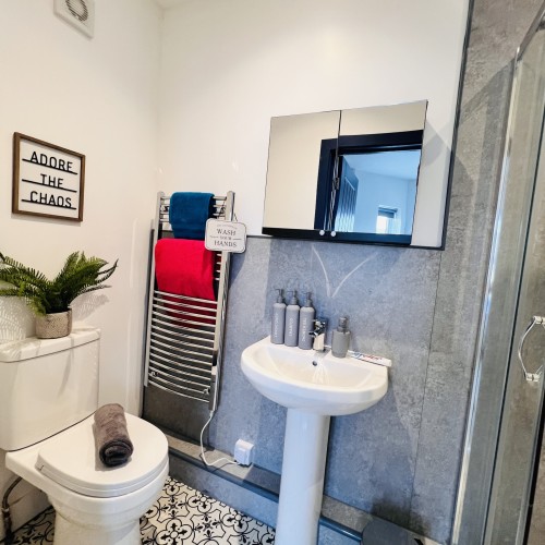 20250904_163418308_iOS