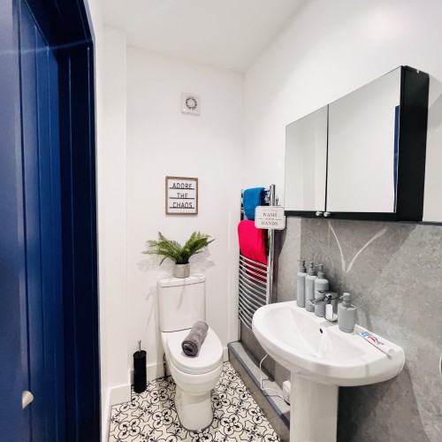 20250904_163512597_iOS