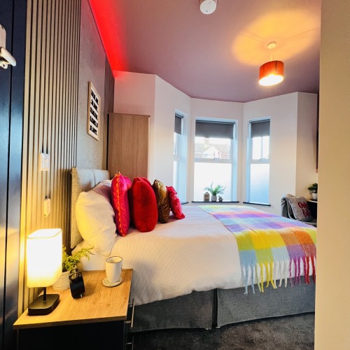 20250904_180336716_iOS