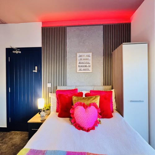 20250904_180655426_iOS