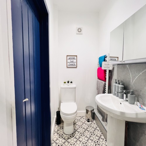 20250904_180819251_iOS